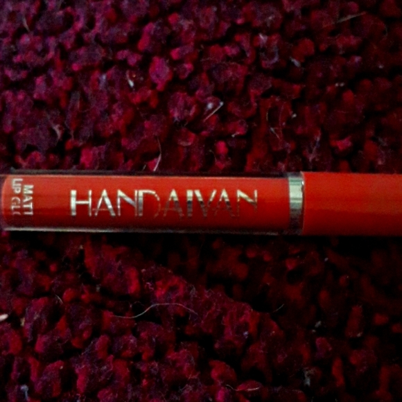 NWT Handaiyan Matte Lip Gloss - Picture 1 of 1